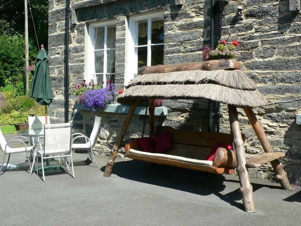 Glyntwrog House Bed and Breakfast Betws-y-Coed Exteriör bild