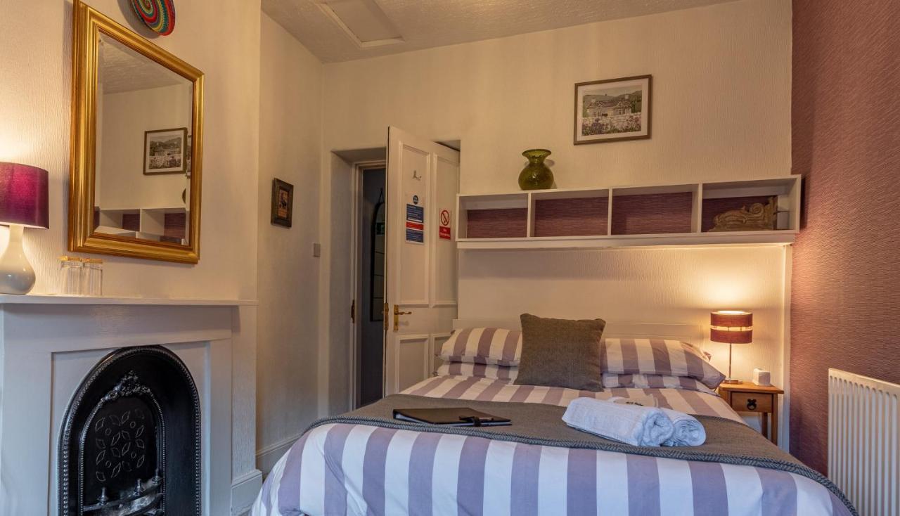 Glyntwrog House Bed and Breakfast Betws-y-Coed Exteriör bild